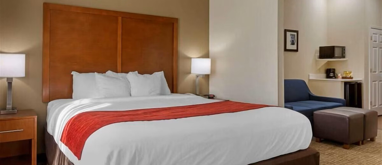 Enjoy A Relaxing Stay In With Our Spacious Guestrooms